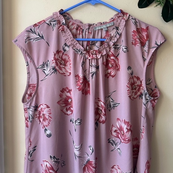 Danielrainn Floral Pink Sleeveless Top - Picture 2 of 6